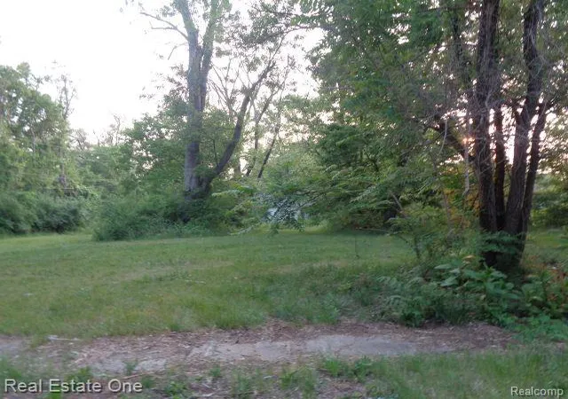 1st image of 14549 Dacosta St, Detroit, MI 48223 | MLS# 20230049152