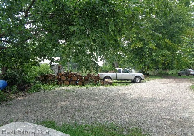 Photo 1 of Land for sale at 2927 Rosa Parks Blvd, Detroit, MI 48216 | MLS# 20230052403 | Listing updated on 2026-05-22