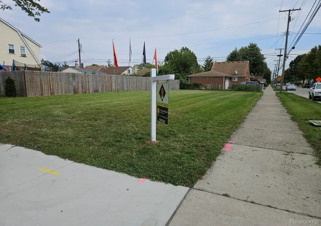 Photo 1 of Land for sale at 7800 Mead St, Dearborn, MI 48126 | MLS# 20230076305 | Listing updated on 2026-09-10