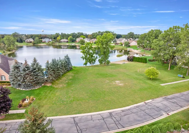 Photo 2 of Land for sale at 4544 Coastal Pkwy, White Lake, MI 48386 | MLS# 20230078768 | Listing updated on 2026-07-13
