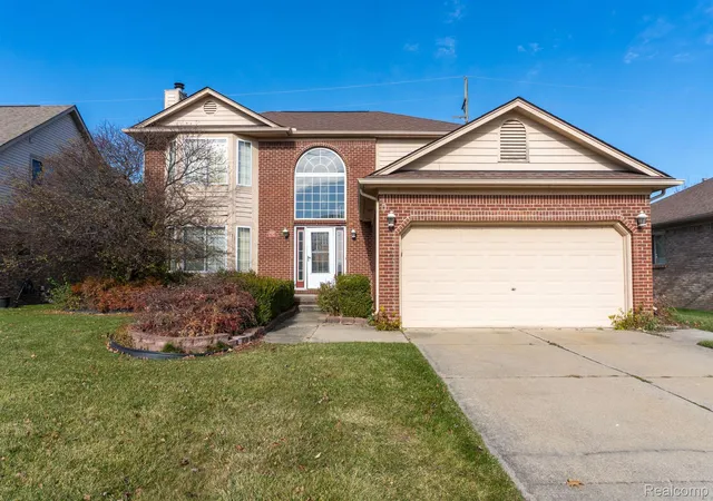 Homes for sale in Chesterfield Township Macomb, MI | 25591 Lord Dr, Chesterfield Township Macomb, MI 48051 | MLS# 20230090050