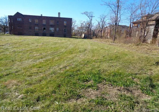 Photo 2 of Land for sale at 3734 W Chicago, Detroit, MI 48206 | MLS# 20230099129 | Listing updated on 2026-01-21