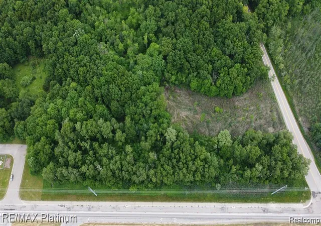 Homes for sale in Hartland, MI | 12071 Highland Road, Hartland, MI 48353 | MLS# 20240001366
