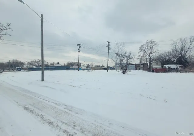 2nd image of 3643 30th St, Detroit, MI 48210 | MLS# 20240003625