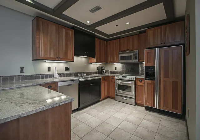 5th image of 2035 N Us-31 N, Traverse City, MI 49686 | MLS# 78080015163