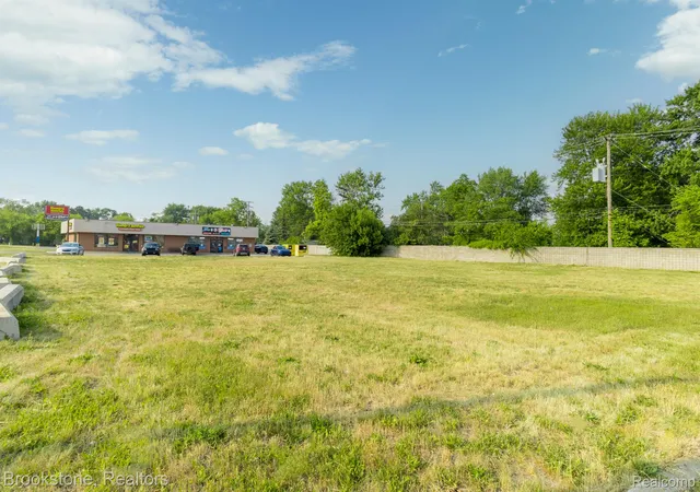 Photo 3 of Land for sale at 29030 Utica Rd, Roseville, MI 48066 | MLS# 20240013145 | Listing updated on 2026-08-03