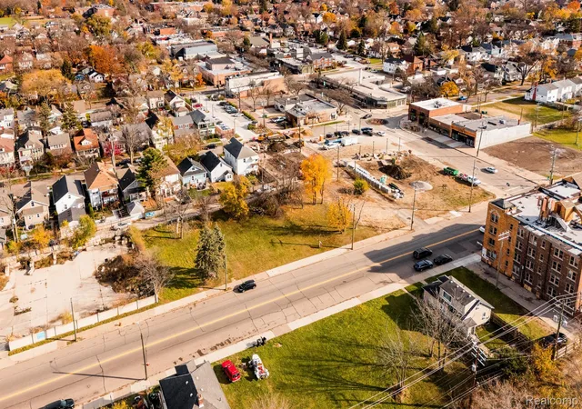 Photo 3 of Land for sale at 2140 Alter Rd, Detroit, MI 48215 | MLS# 20240017212 | Listing updated on 2026-09-14