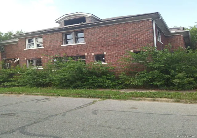 3rd image of 4288 Webb St, Detroit, MI 48204 | MLS# 20240024633