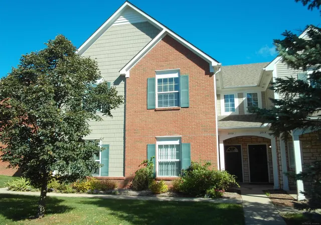 Condo for sale at 2009 Monarch Dr, Shelby Township, MI 48316 | MLS# 58050141992 | Listing updated on 2024-09-18