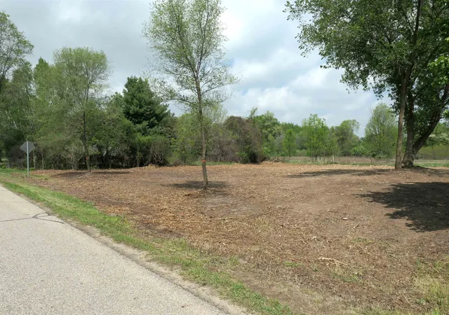 Photo 4 of Land for sale at Tbd Corvallis Dr, Mount Pleasant, MI 48858 | MLS# 79080046552 | Listing updated on 2026-05-31