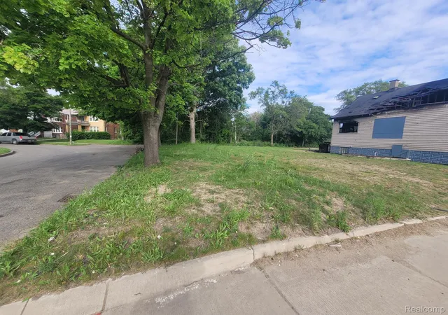 6th image of 5585 Ridgewood St, Detroit, MI 48204 | MLS# 20240040990