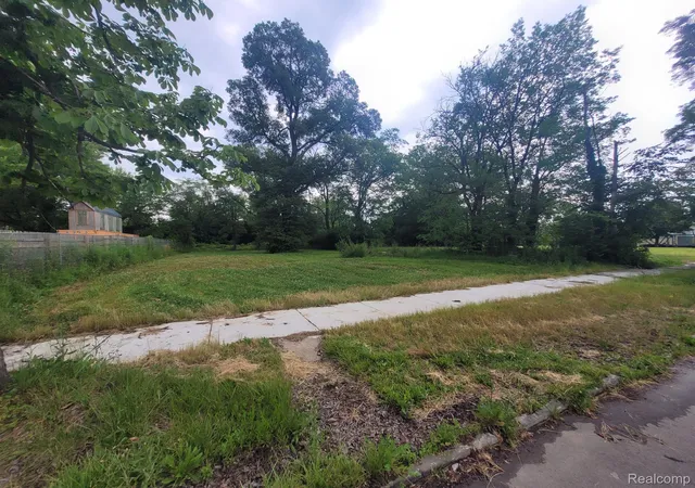 Photo 4 of Land for sale at 5202 Stanton St, Detroit, MI 48208 | MLS# 20240043860 | Listing updated on 2026-06-18