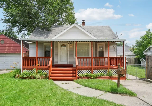 Single Family Residence at 6890 Greenview Ave, Detroit, MI 48228 | MLS# 20240046307 | | Sold on 2024-08-08