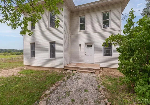 Photo 2 of Single family home for sale at 9024 W Carleton Rd, Clayton, MI 49235 | MLS# 56050150598 | Listing updated on 2026-09-24