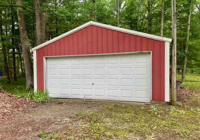 2nd image of 5576 S Whalen Lake Rd, Baldwin, MI 49304 | MLS# 72024045794