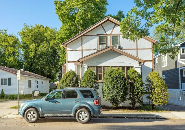 Multi family home for sale at 401 Pingree Blvd, Royal Oak, MI 48067 | MLS# 20240070516 | Listing updated on 2024-09-24