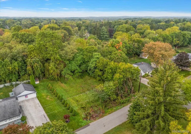 Photo 4 of Land for sale at 000 Waterloo St, Waterford Charter Township Oakland, MI 48329 | MLS# 20240071187 | Listing updated on 2026-07-06