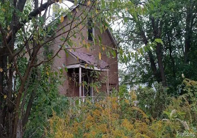 image of 13832 Pinewood St, Detroit, MI 48205 | MLS# 20240071511