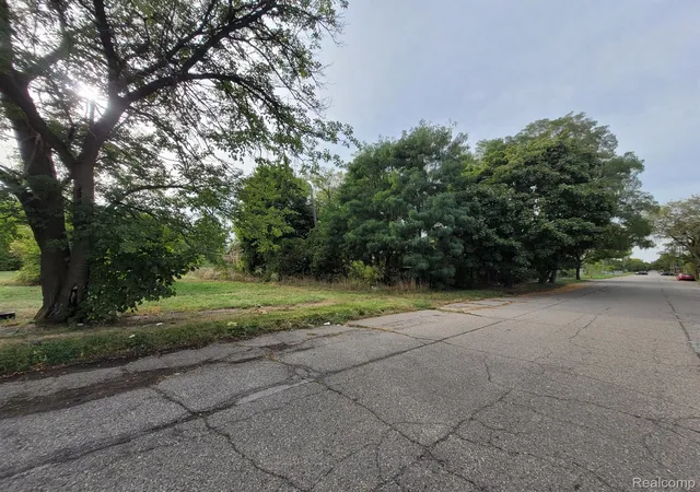 Photo 2 of Land for sale at 6935 E Congress St, Detroit, MI 48207 | MLS# 20240073921 | Listing updated on 2026-07-27
