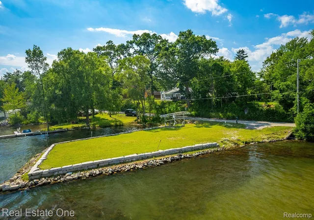 Photo 4 of Land for sale at 2300 Jackson Blvd, Highland, MI 48356 | MLS# 20240080170 | Listing updated on 2026-06-13