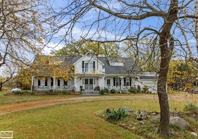 3rd image of 5405 S Lakeshore Rd, Harbor Beach, MI 48441 | MLS# 58050160300
