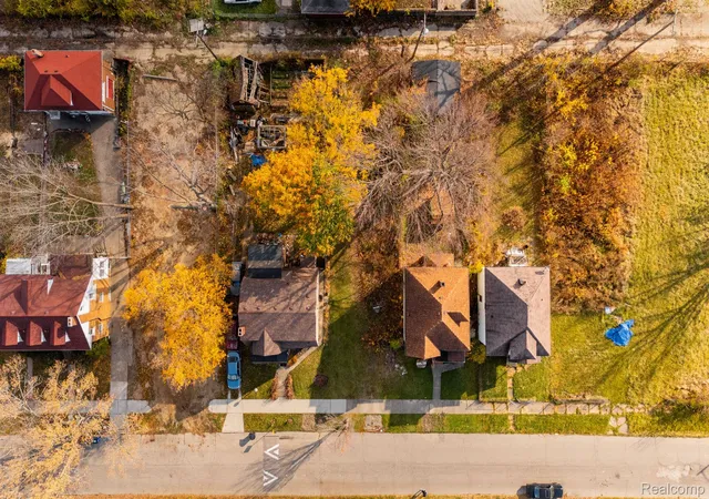 Homes for sale in Detroit, MI | 729 Collingwood St, Detroit, MI 48202 | MLS# 20240086351