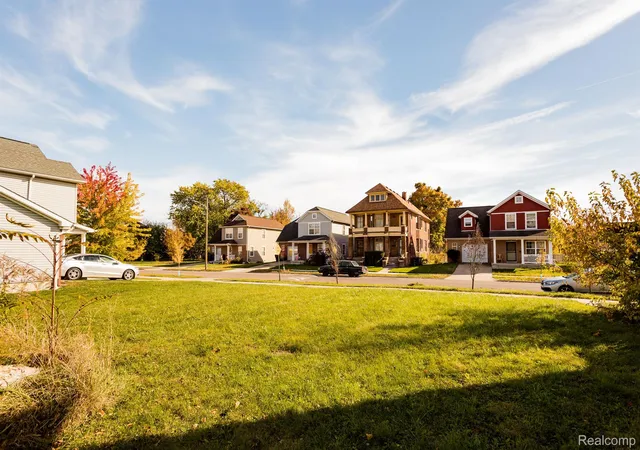Photo 2 of Land for sale at 553 Alger St, Detroit, MI 48202 | MLS# 20240087468 | Listing updated on 2026-05-26