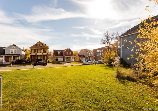 Photo 3 of Land for sale at 553 Alger St, Detroit, MI 48202 | MLS# 20240087468 | Listing updated on 2026-05-26