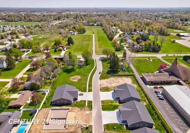 image of 4073 Woodburn Ct, Saginaw, MI 48603