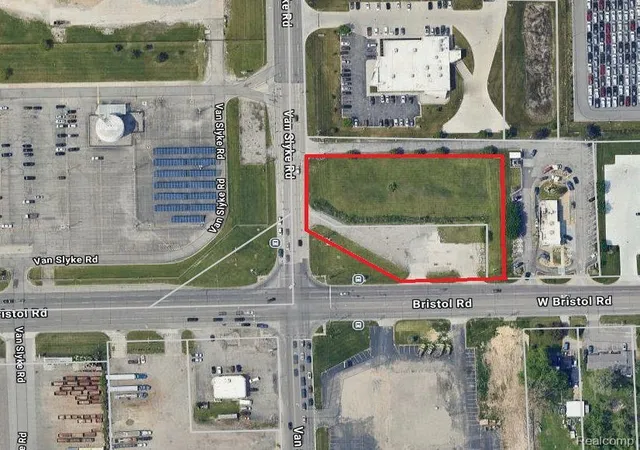 Photo 1 of Land for sale at 1508 W Bristol Rd, Flint, MI 48507 | MLS# 20240092978 | Listing updated on 2026-07-06