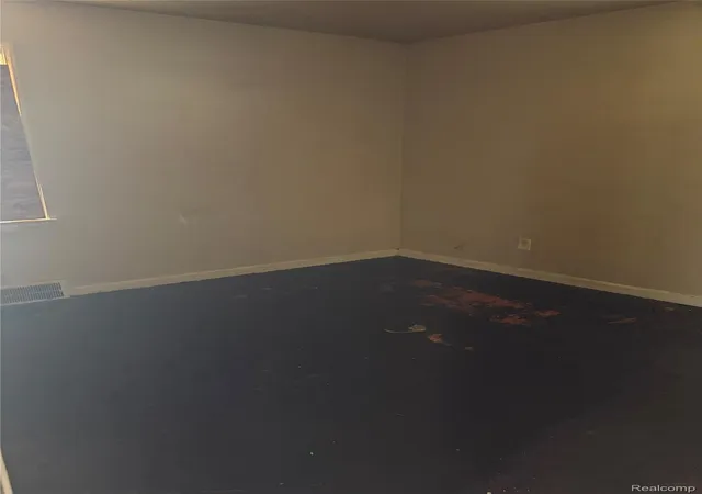 Photo 3 of Single family home for sale at 20062 Waltham St, Detroit, MI 48205 | MLS# 20240093877 | Listing updated on 2026-07-03
