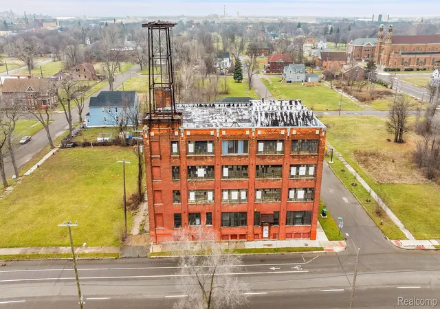 Photo 2 of Multi family home for sale at 2941 E Warren Ave, Detroit, MI 48207 | MLS# 20250000212 | Listing updated on 2026-07-06