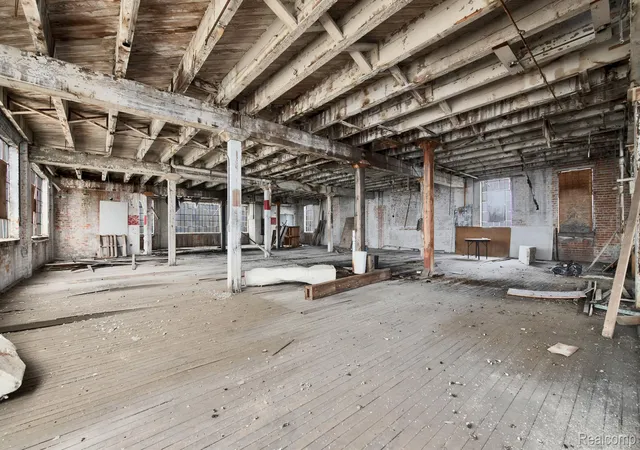 Photo 3 of Multi family home for sale at 2941 E Warren Ave, Detroit, MI 48207 | MLS# 20250000212 | Listing updated on 2026-07-06