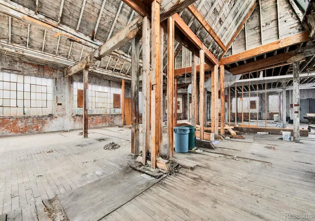 Photo 4 of Multi family home for sale at 2941 E Warren Ave, Detroit, MI 48207 | MLS# 20250000212 | Listing updated on 2026-07-06