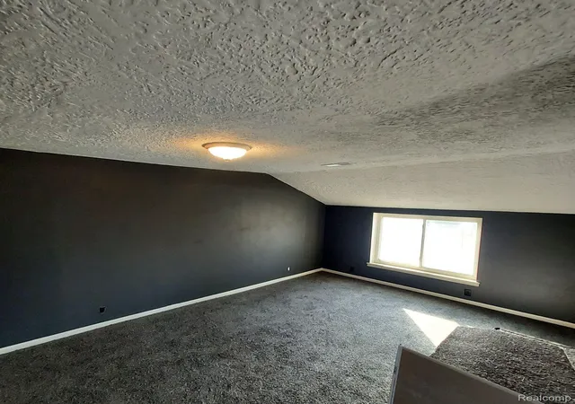 Photo 2 of Multi family home for sale at 568 W Center Rd, Essexville, MI 48732 | MLS# 20250000566 | Listing updated on 2026-07-10