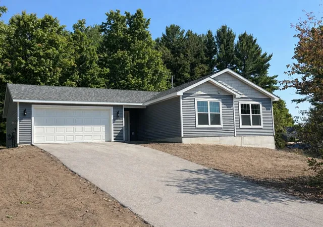 2nd image of 704 Eden St, Kingsley, MI 49649 | MLS# 78080053308