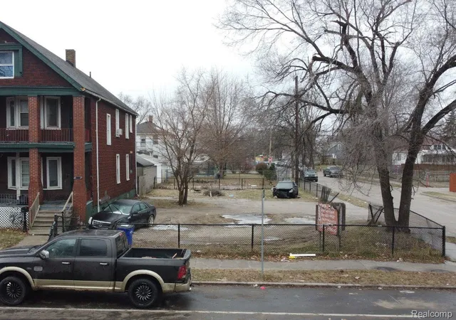2nd image of 4665 Central St, Detroit, MI 48210 | MLS# 20250001731