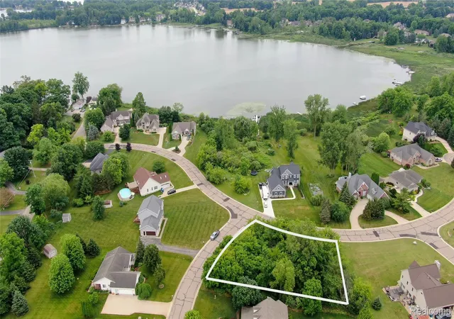 3rd image of 13042 Keweenaw Ct, Linden, MI 48451 | MLS# 20250004556