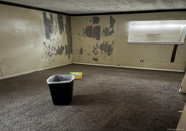 Photo 4 of Single family home for sale at 18423 Norwood St, Detroit, MI 48234 | MLS# 20250005000 | Listing updated on 2026-06-22