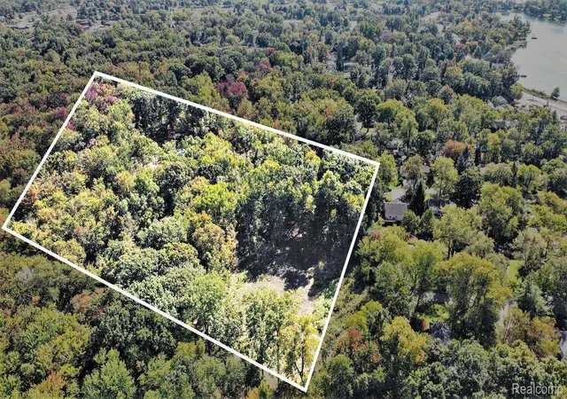 Photo 1 of Land for sale at 001 Hobson, Waterford, MI 48328 | MLS# 20250007847 | Listing updated on 2026-08-03