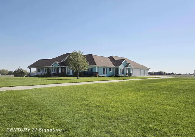 Photo 3 of Single family home for sale at 6790 Hospital Rd, Tittabawassee Township Saginaw, MI 48623 | MLS# 61050166048 | Listing updated on 2026-08-04