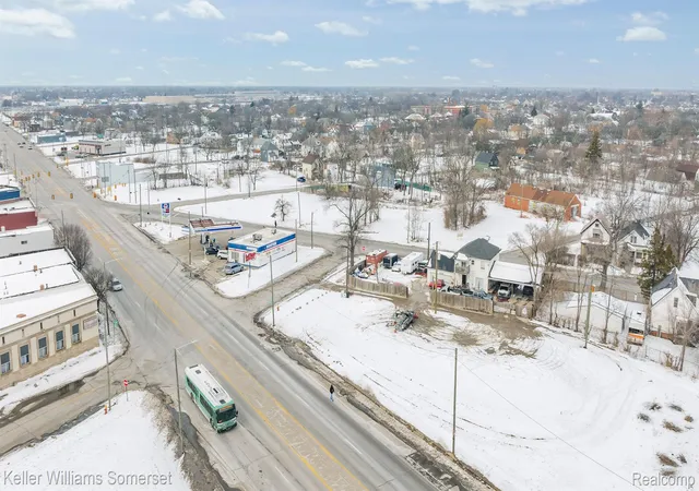 Photo 3 of Land for sale at 4550 W Warren Ave, Detroit, MI 48210 | MLS# 20250010593 | Listing updated on 2026-02-10