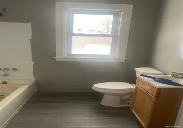 Listing Photo 1 - Condo for sale in building located at 5322 Joy Rd, Detroit, MI 48204