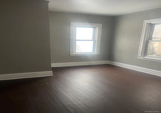 Photo 4 of Multi family home for sale at 5322 Joy Rd, Detroit, MI 48204 | MLS# 20250011667 | Listing updated on 2026-10-05