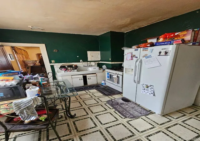 4th image of 2950 Lakewood St, Detroit, MI 48215
