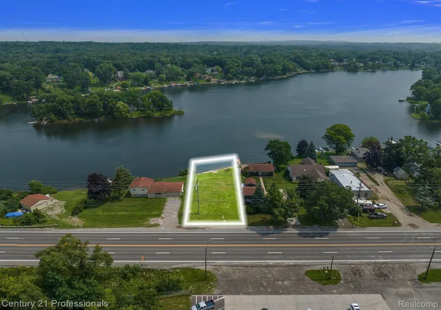 Photo 3 of Land for sale at 9876 W Dixie Hwy, Clarkston, MI 48348 | MLS# 20250014570 | Listing updated on 2026-07-06