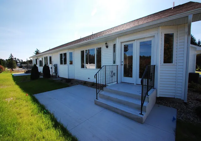 29th image of 272 Windemere Pl, West Branch, MI 48661 | MLS# 77080054855