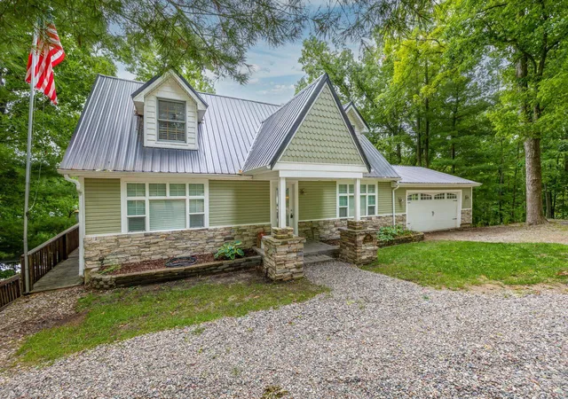 5th image of 506 Mclachlan Pt, Evart, MI 49631 | MLS# 78080055290