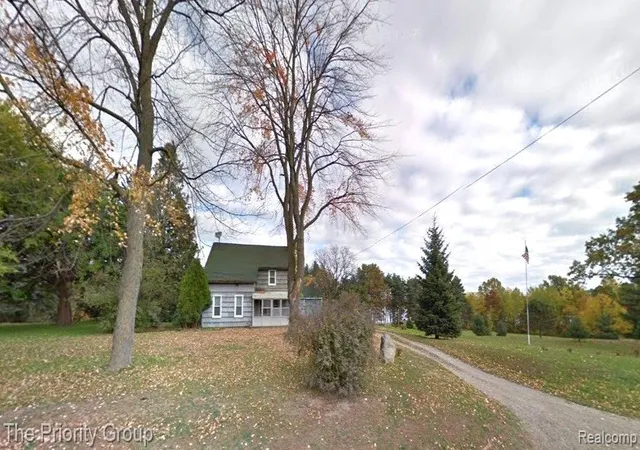 Photo 1 of Sale Pending at 2500 Judah Rd, Lake Orion, MI 48359 | MLS# 20250022392 | Listing updated on 2026-07-07