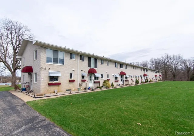 Photo 1 of Sale Pending at 26902 Sandy Hill #11, New Hudson, MI 48165 | MLS# 20250023742 | Listing updated on 2026-07-07